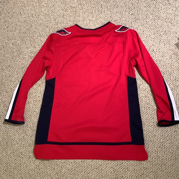 Washington Capitals Jersey - Picture 3 of 3